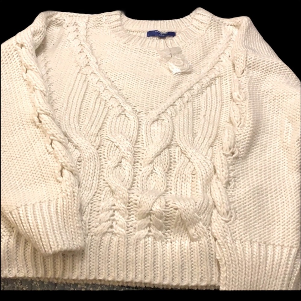 Cara Santana sweater, new without tag